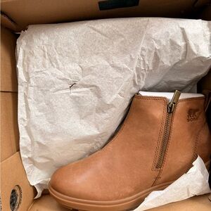 Sorel Tan Leather Side-Zip Ankle Boot